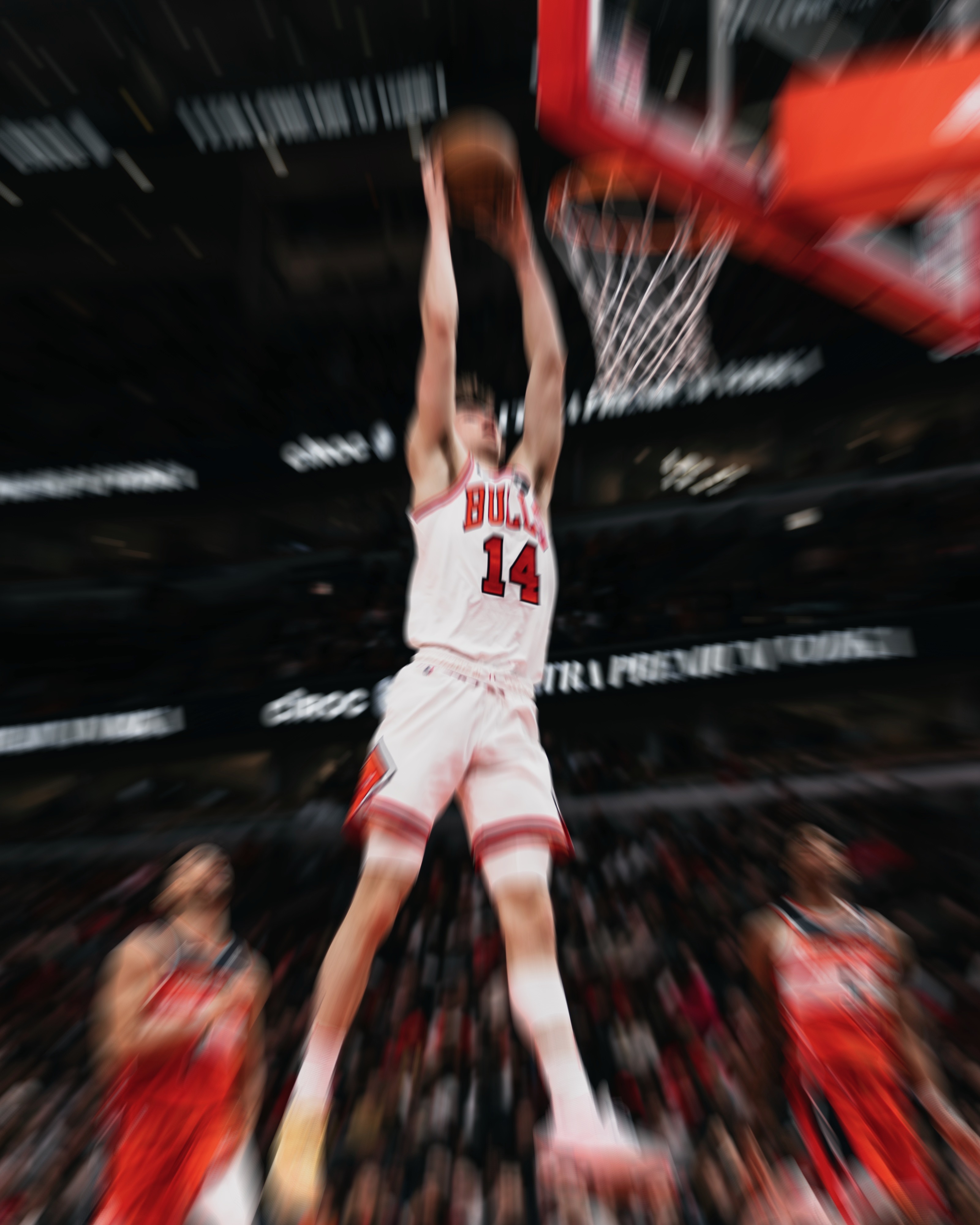 Bulls game with zoom pull